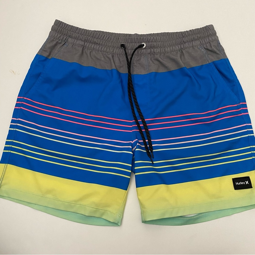 Hurley phantom breakwater volley board shorts